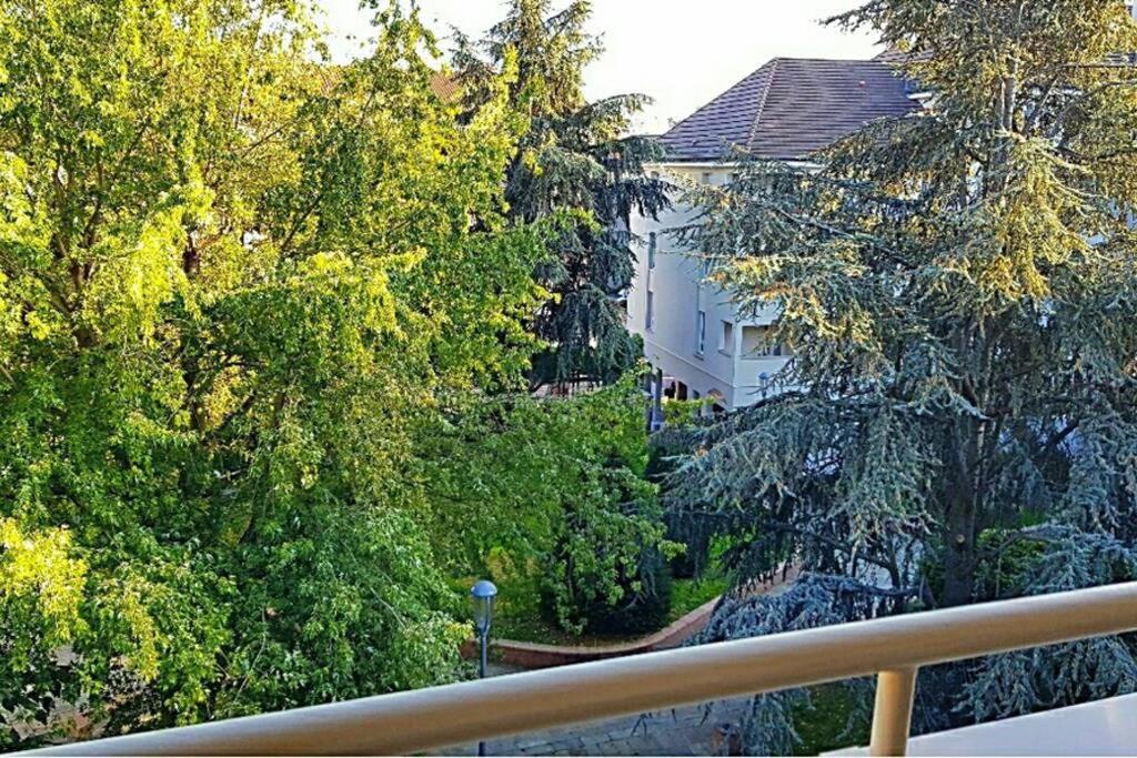 Superbe Studio De 30M2 Proche De Paris 프와시 외부 사진