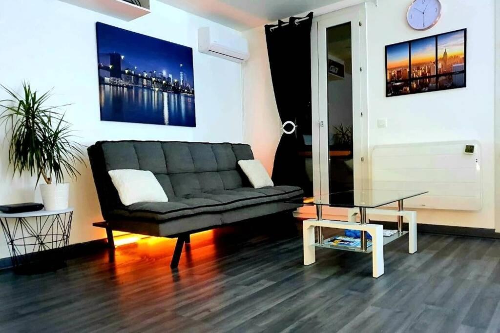 Superbe Studio De 30M2 Proche De Paris 프와시 외부 사진