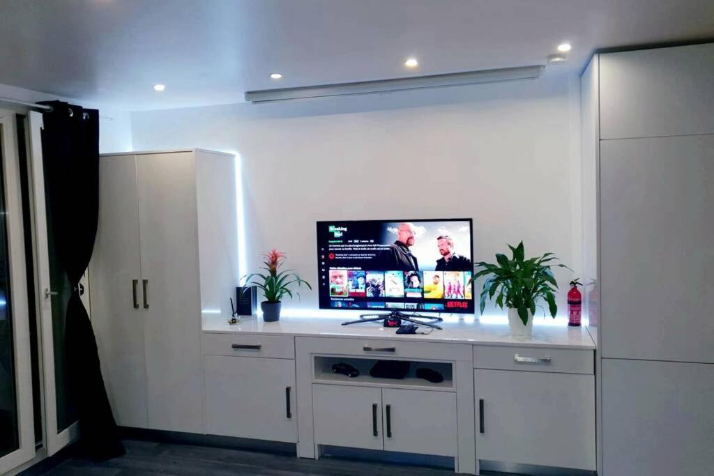 Superbe Studio De 30M2 Proche De Paris 프와시 외부 사진